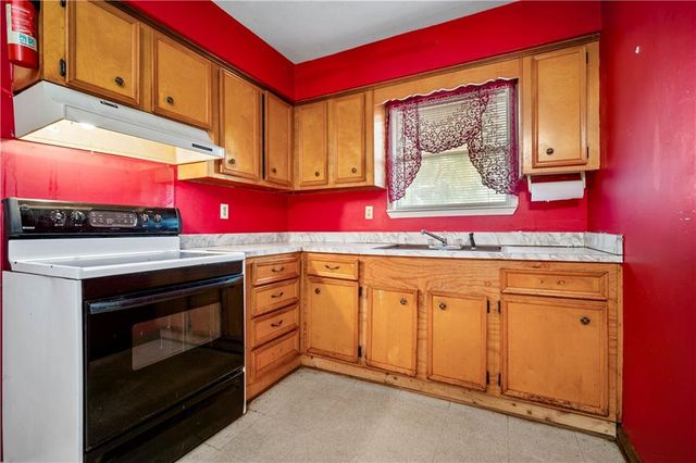 9310 Woodvale Drive, Semmes, AL 36575