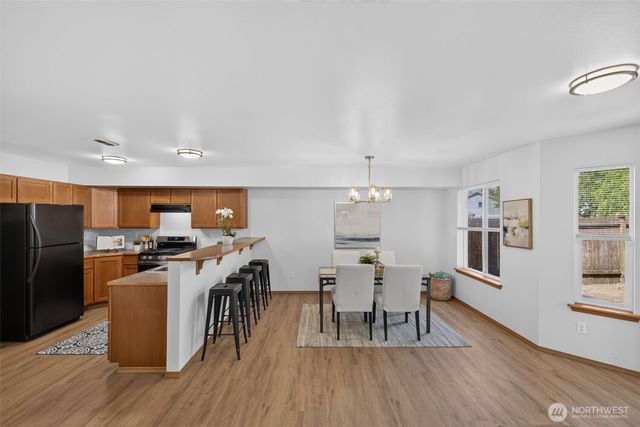 4929 104th Place NE, Marysville, WA 98270