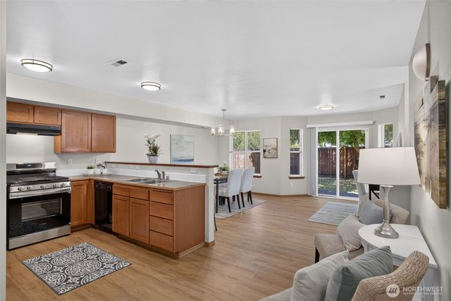 4929 104th Place NE, Marysville, WA 98270