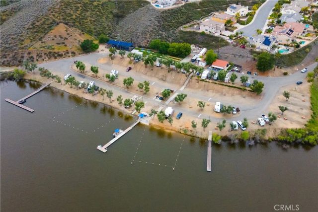 30594 Longhorn Drive, Canyon Lake, CA 92587
