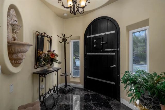 30594 Longhorn Drive, Canyon Lake, CA 92587