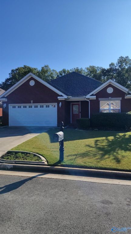 1226 SW Excalibur Drive SW, Decatur, AL 35603