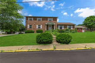 1001 2nd Ave, Conway, PA 15027