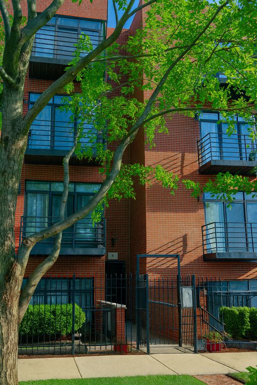 6113 S KIMBARK Avenue GN, Chicago, IL 60637