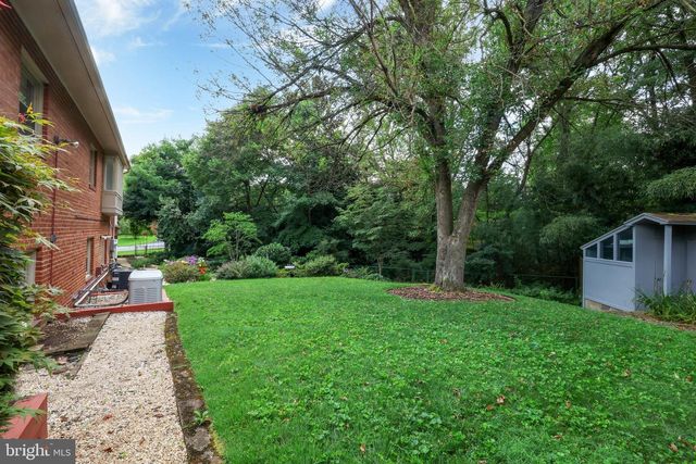 2615 FAIRVIEW DR, Alexandria, VA 22306