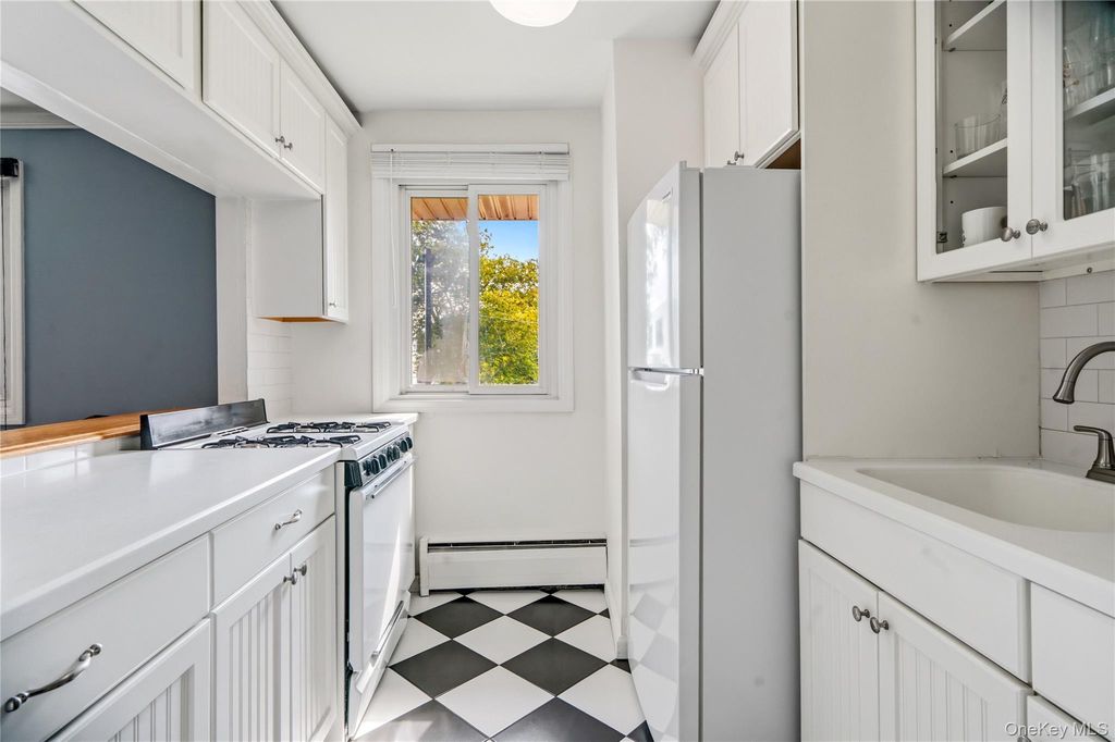 200 Merrick Road L, Amityville, NY 11701 — photo 5