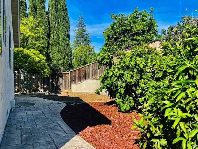 3561 Slopeview Drive, San Jose, CA 95148