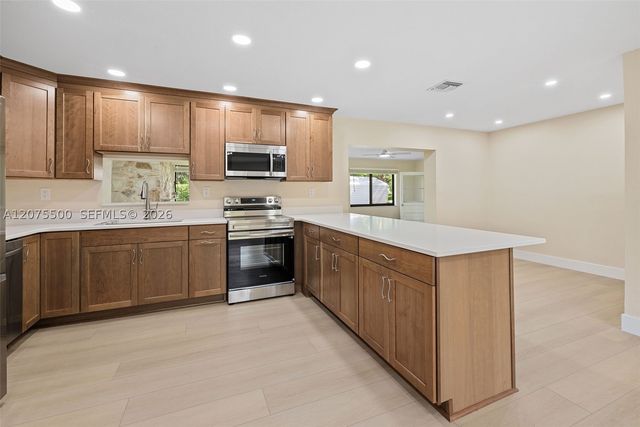 1391 NW 18th St, Homestead, FL 33030