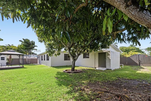 1391 NW 18th St, Homestead, FL 33030