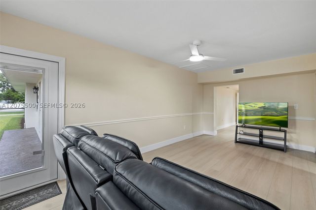 1391 NW 18th St, Homestead, FL 33030