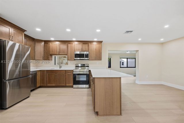1391 NW 18th St, Homestead, FL 33030
