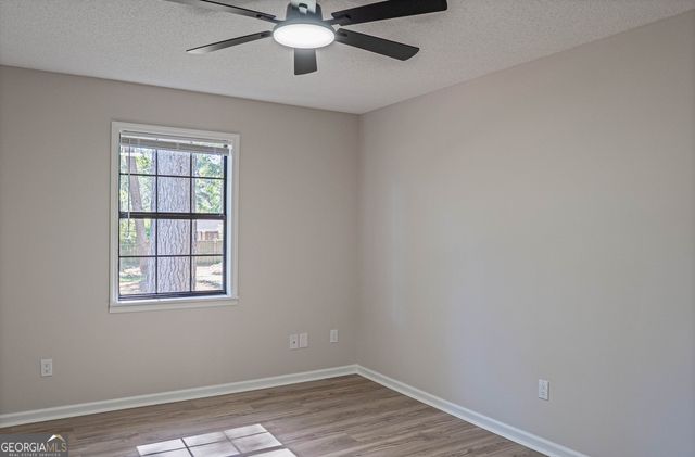 1010 Cherrywood Road, Waycross, GA 31503