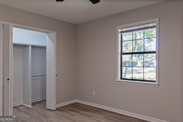 1010 Cherrywood Road, Waycross, GA 31503
