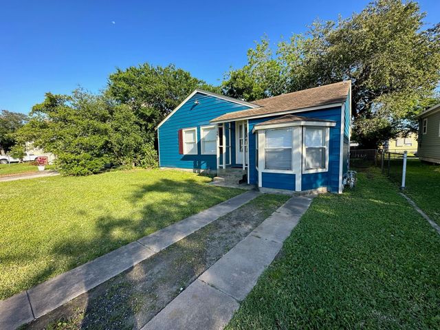 5407 Menard Avenue, Galveston, TX 77551