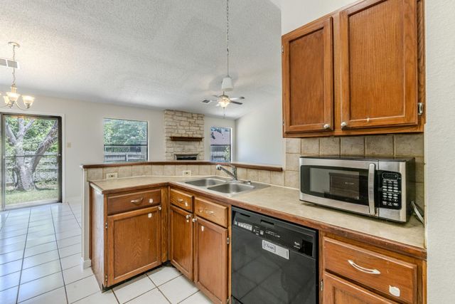 1802 Verbena WAY, Round Rock, TX 78664
