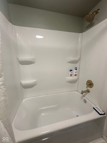 6904 S New Jersey Street, Indianapolis, IN 46227