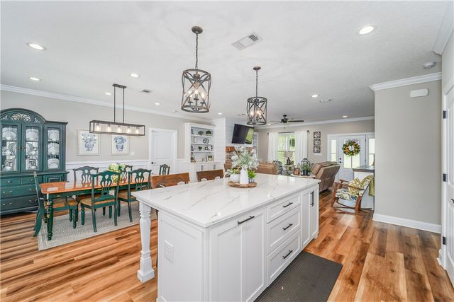 121 Farms Edge Road S, Manor, GA 31550