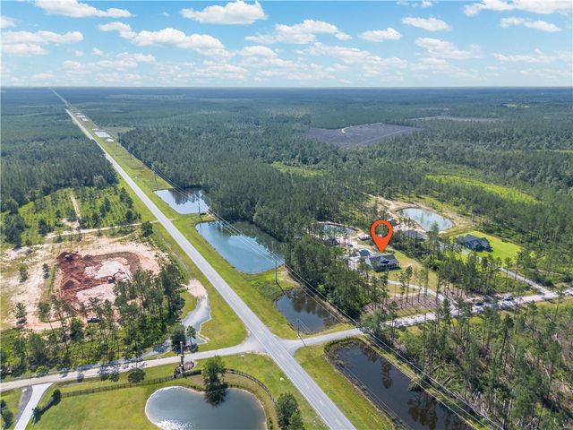 121 Farms Edge Road S, Manor, GA 31550