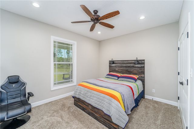 121 Farms Edge Road S, Manor, GA 31550