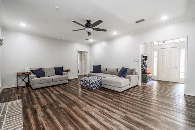 33 Timber Ridge Circle, Arkadelphia, AR 71923