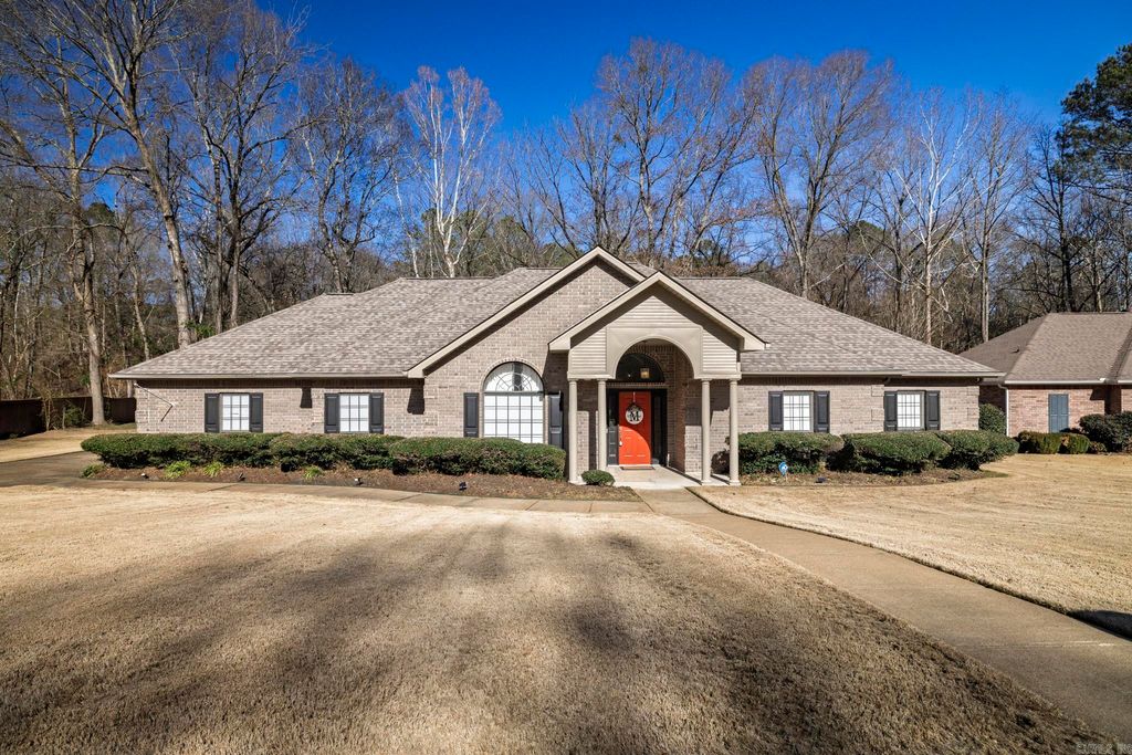 33 Timber Ridge Circle, Arkadelphia, AR 71923