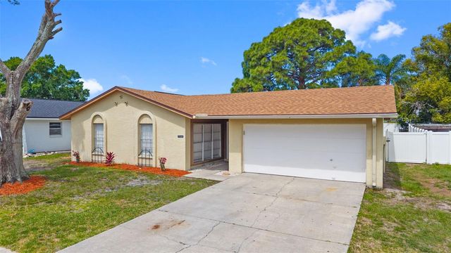 7516 ARMAND CIRCLE, Tampa, FL 33634