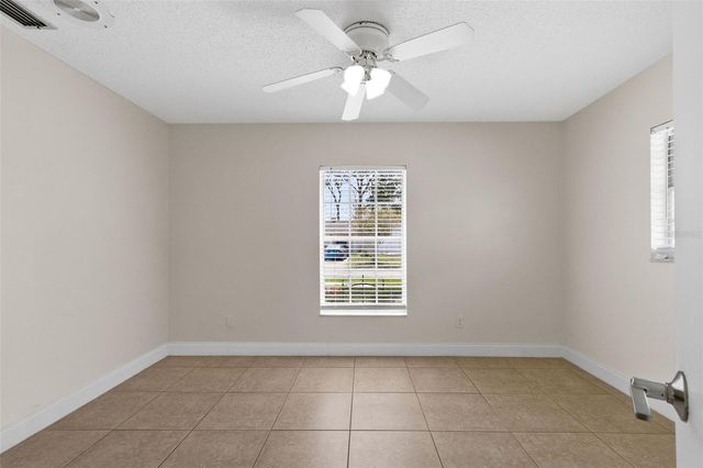 7516 ARMAND CIRCLE, Tampa, FL 33634