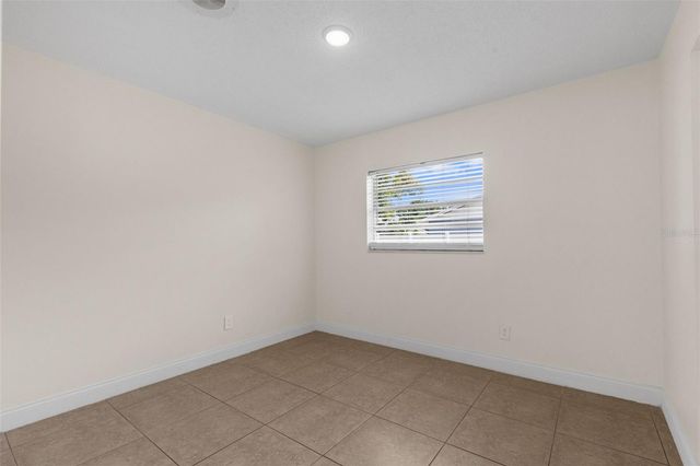 7516 ARMAND CIRCLE, Tampa, FL 33634