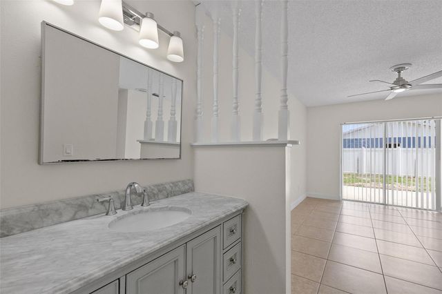 7516 ARMAND CIRCLE, Tampa, FL 33634