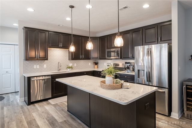 1608 Windham Lane, Beavercreek Twp, OH 45385