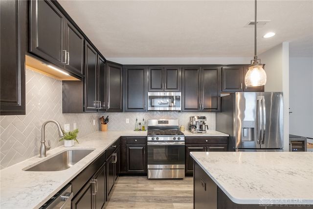 1608 Windham Lane, Beavercreek Twp, OH 45385