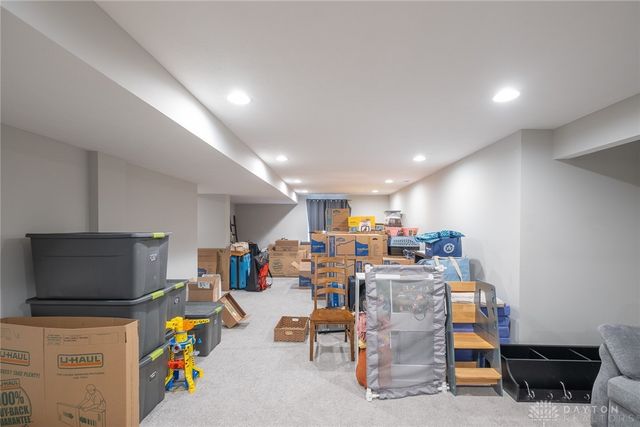 1608 Windham Lane, Beavercreek Twp, OH 45385