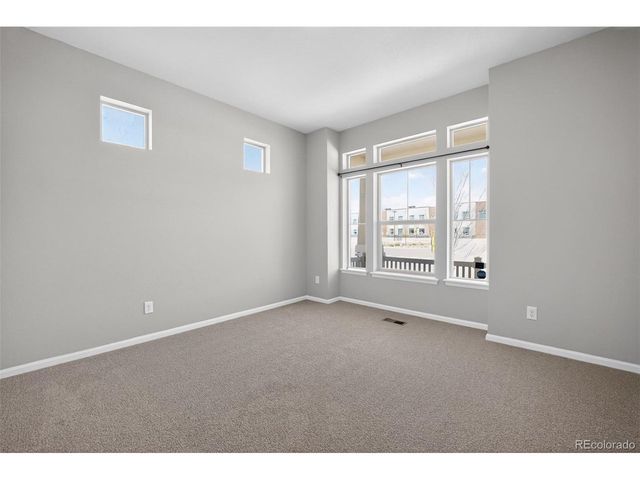 402 Highlands Cir, Erie, CO 80516