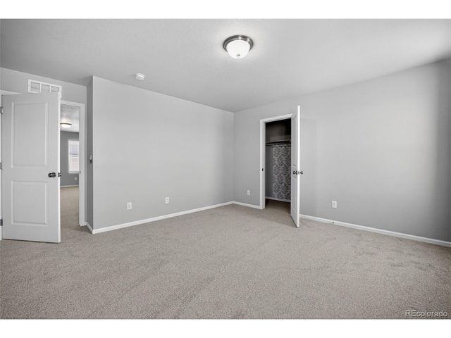 402 Highlands Cir, Erie, CO 80516
