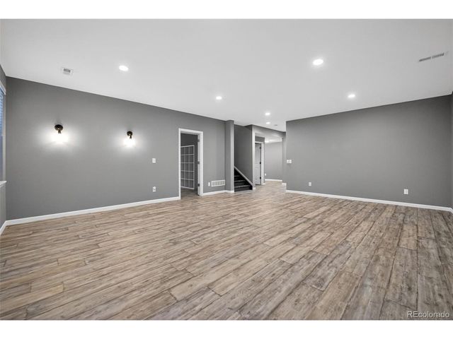 402 Highlands Cir, Erie, CO 80516