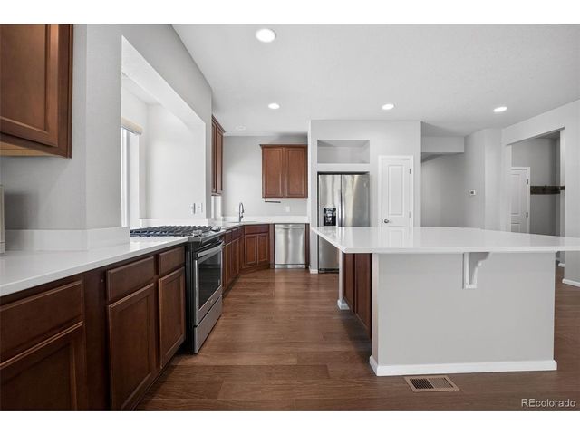 402 Highlands Cir, Erie, CO 80516