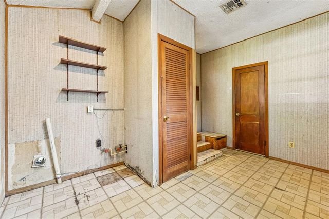 4001 Thomas Avenue, Oklahoma City, OK 73115