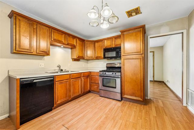 4001 Thomas Avenue, Oklahoma City, OK 73115