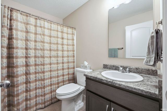 5240 Pigeon Creek Court, Fort Wayne, IN 46825