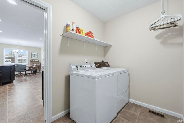 5240 Pigeon Creek Court, Fort Wayne, IN 46825