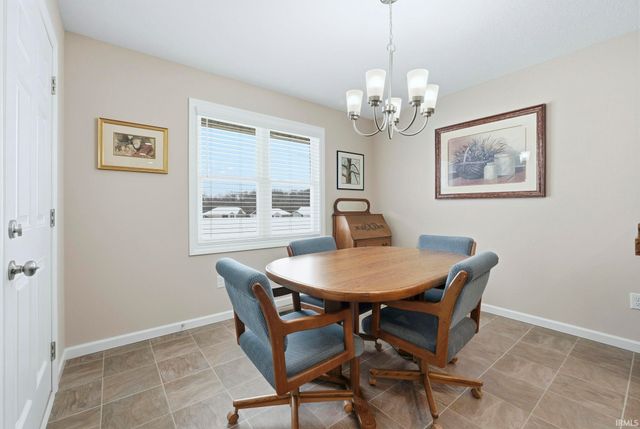 5240 Pigeon Creek Court, Fort Wayne, IN 46825