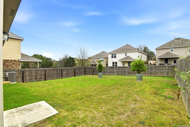 1450 Kedros, San Antonio, TX 78245