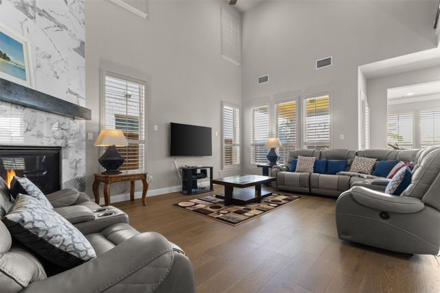 3404 Calico Drive, Irving, TX 75038