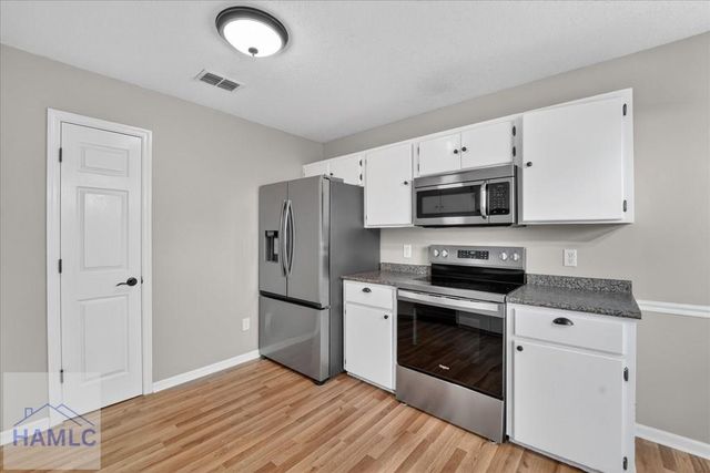 2113 Walberg Drive, Hinesville, GA 31313