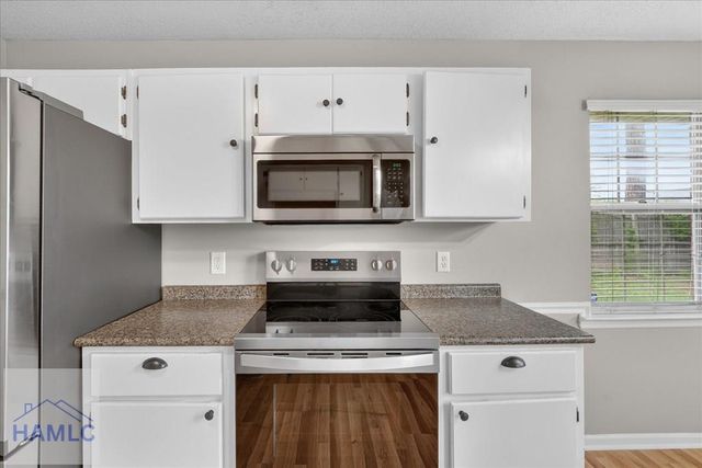 2113 Walberg Drive, Hinesville, GA 31313