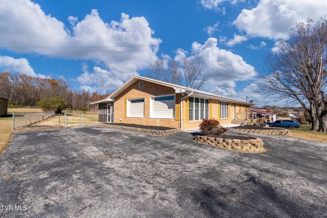 5010 Newport Highway, Greeneville, TN 37743