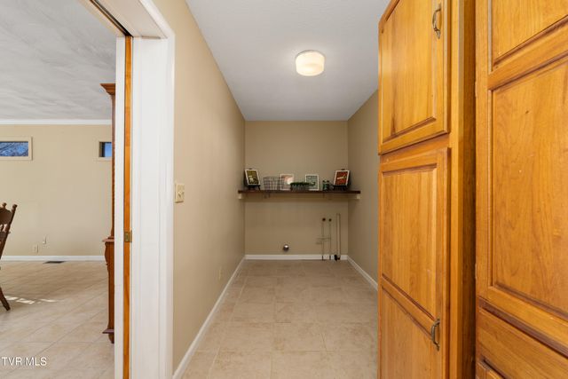 5010 Newport Highway, Greeneville, TN 37743