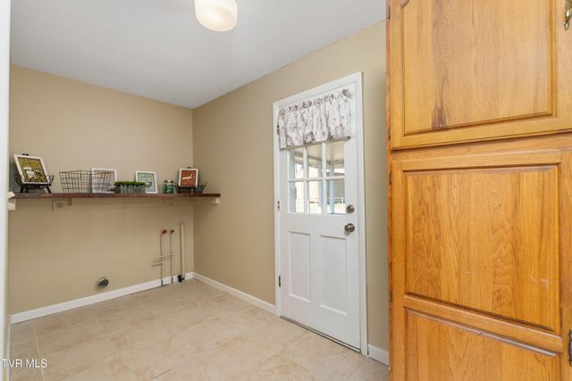 5010 Newport Highway, Greeneville, TN 37743