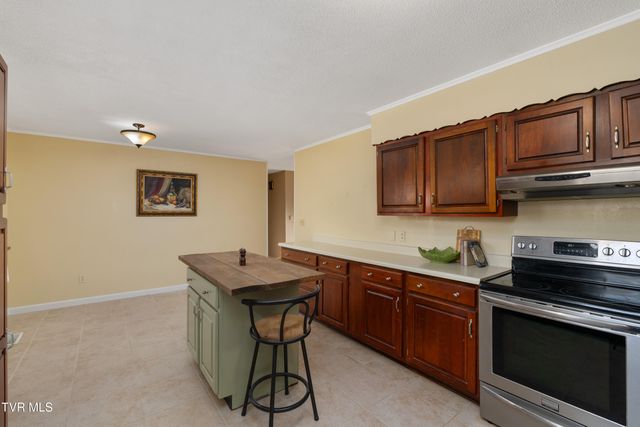 5010 Newport Highway, Greeneville, TN 37743