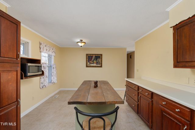 5010 Newport Highway, Greeneville, TN 37743